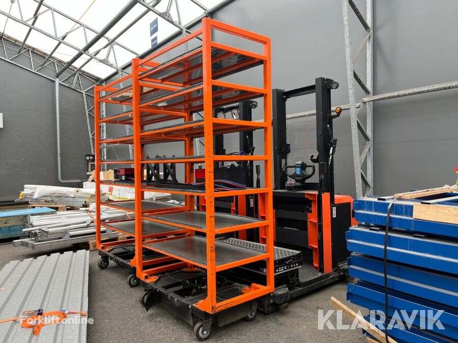 Toyota OME100N pallet stacker